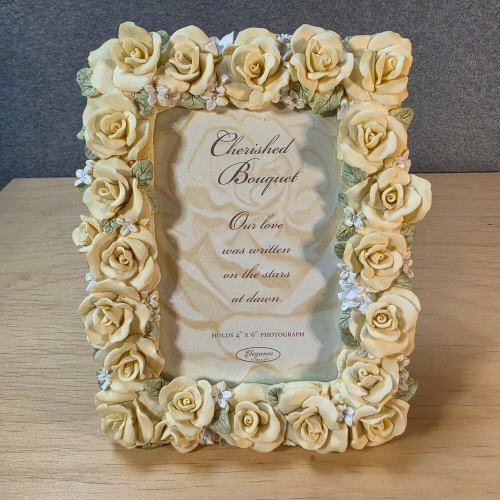 Vintage Elegance by Amscan Cherished Bouquet 4x6 Sculpted Rose Photo Frame